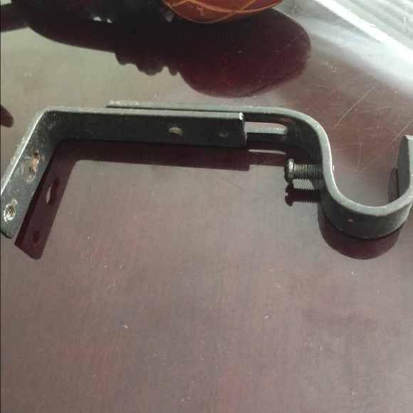 Curtain grip - Picture 2 of 3